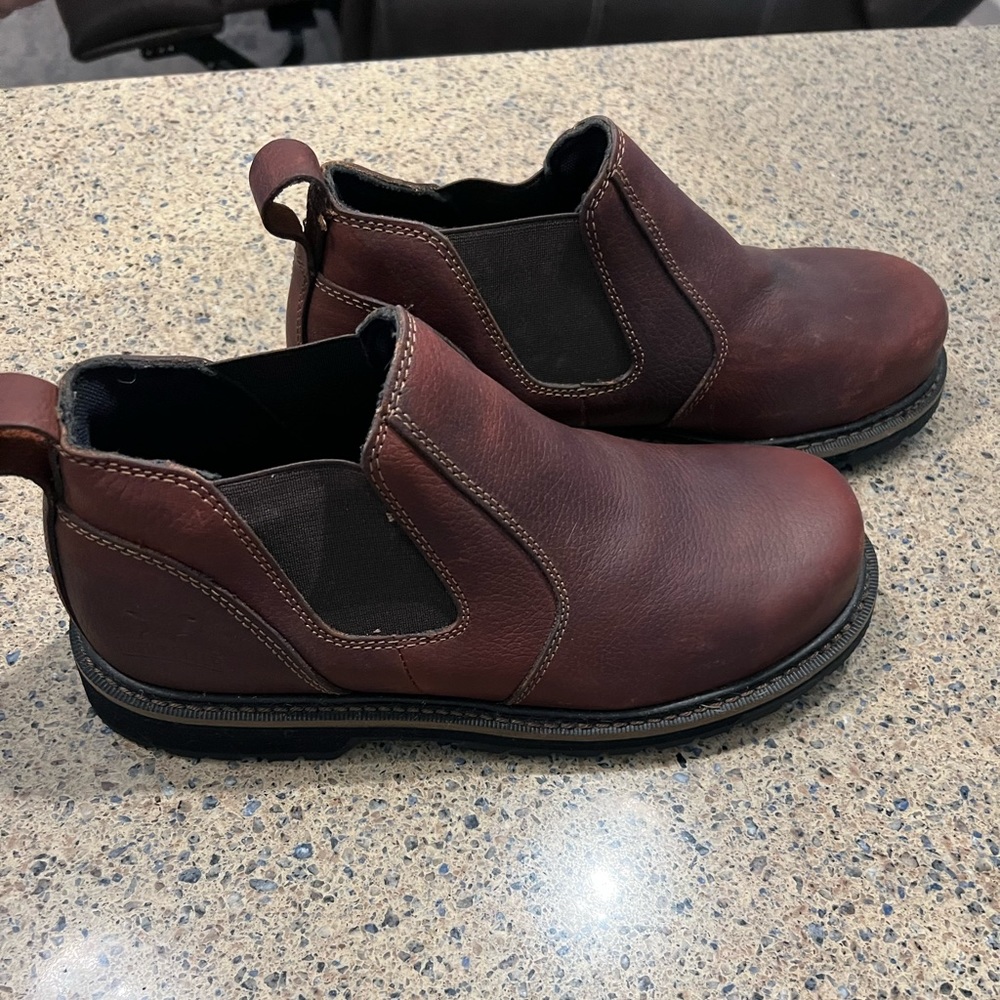 Men’s Irish Setter work boots by Red Wing, steel toe, like new!